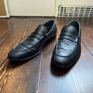 Salvatore Ferragamo Black Leather Men's Loafers pebble grain